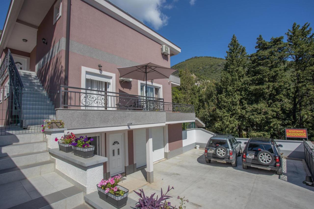 Apartments Gvozdenovic แฮร์เซ็ก-โนวี ภายนอก รูปภาพ